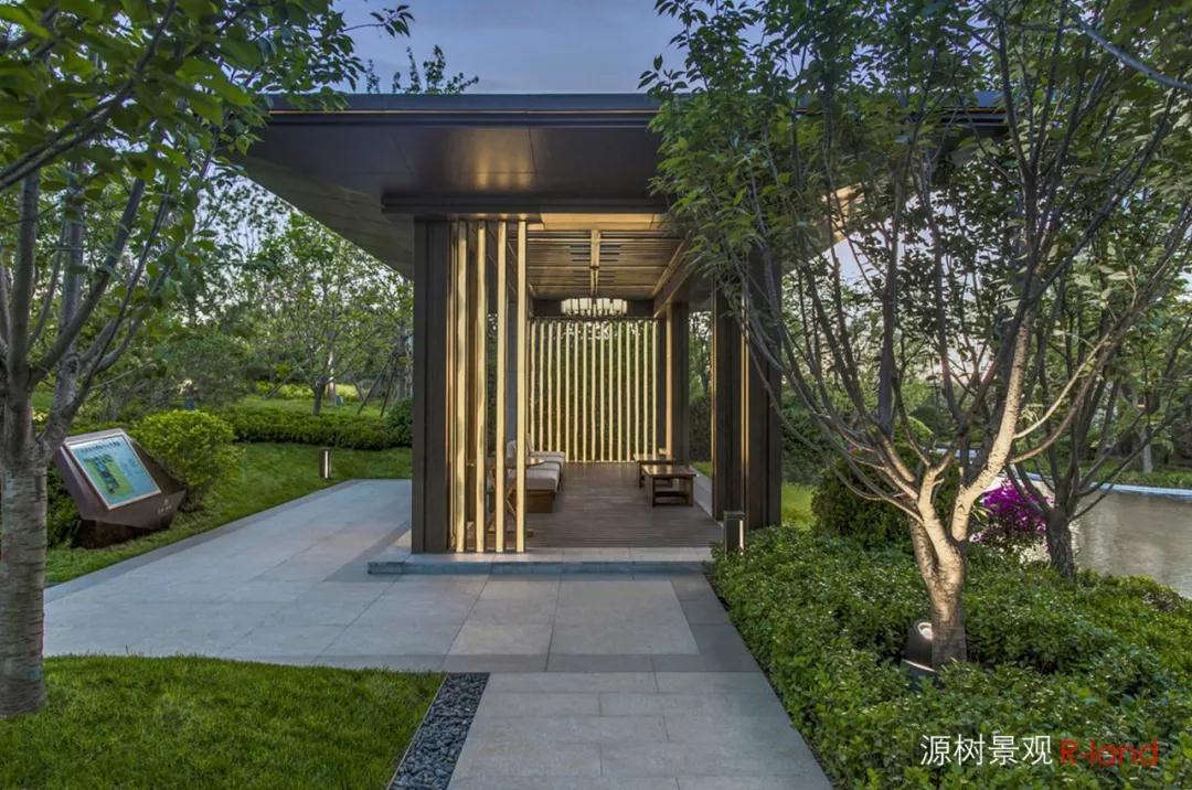 天成嶺秀 :時(shí)尚奢雅,宛若天成的極致解讀