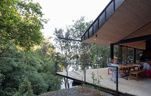處處可以看到湖景的房子——智利“竄鳥”木屋別墅設計