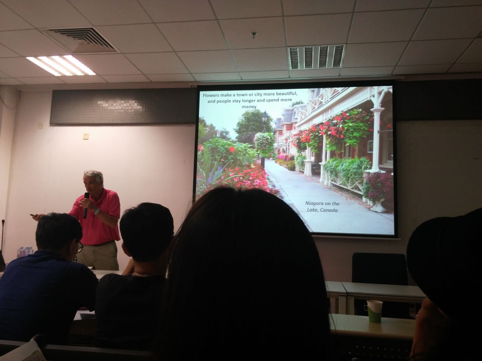 北美園藝學(xué)會(huì)最高榮譽(yù)得主:草花最新品種及其露地應(yīng)用