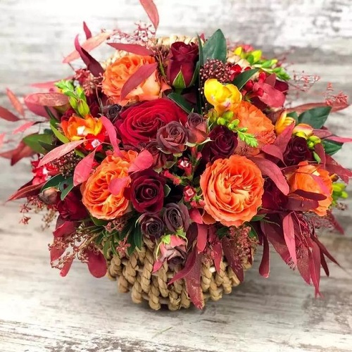 簡單又好看——八大花藝配色法