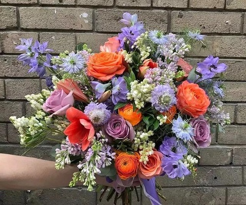 簡單又好看——八大花藝配色法