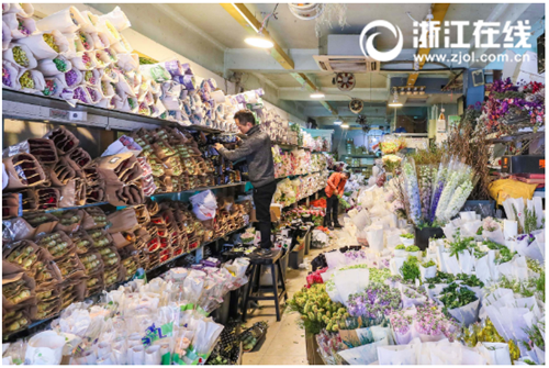 備戰“三八婦女節” 杭州花卉市場香正濃