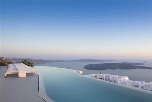 無邊際泳池，令人驚嘆的空中景觀