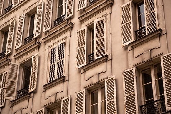 如何不用空調(diào)讓建筑保持涼爽 