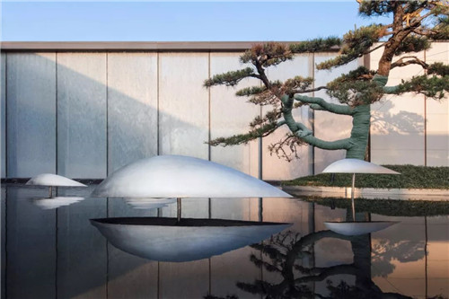 一只魚的自我意識 | 鎮江中南聆江閣