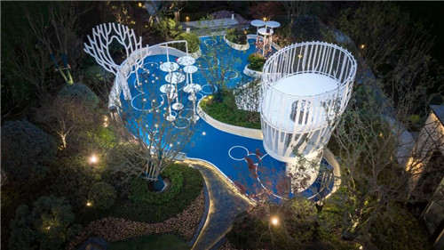 一只魚的自我意識 | 鎮江中南聆江閣