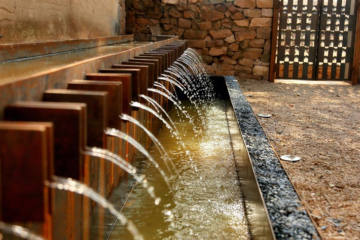 從老屋殘巷到網紅盛景——傳統村落的保護與活化