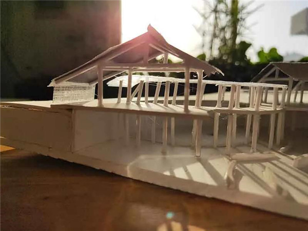 地平線下的圓形劇場