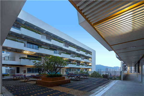 深圳云海學校:以高效布局應對復雜場地