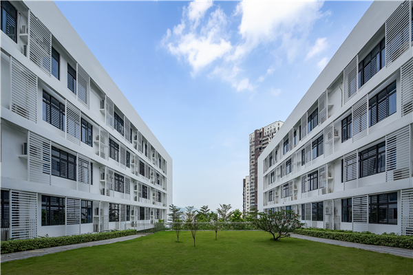 深圳云海學校:以高效布局應對復雜場地