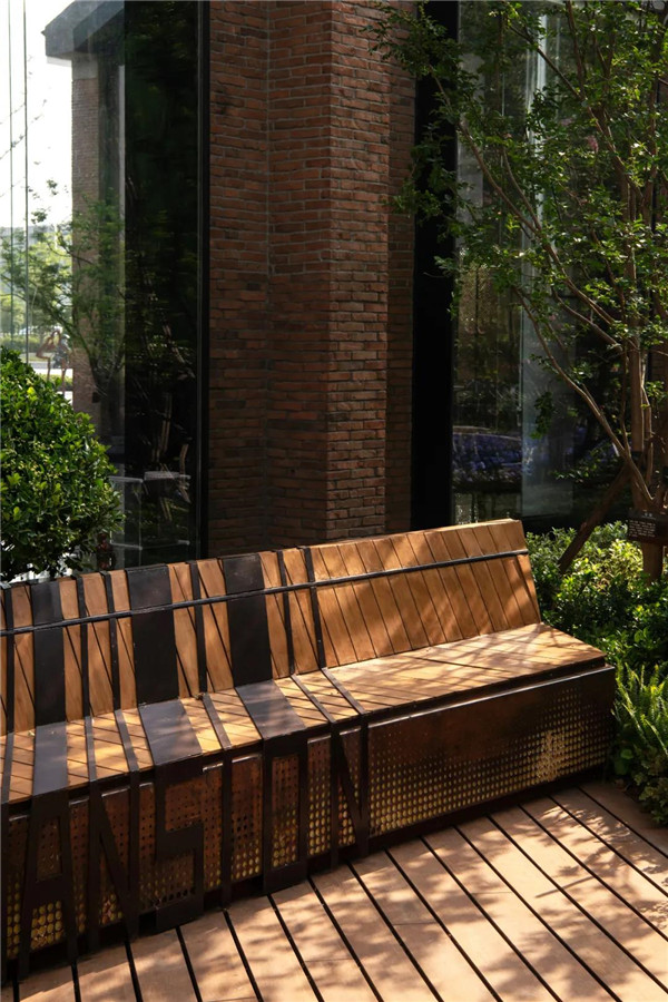 怡境設計丨綠地香港 · 也今東南