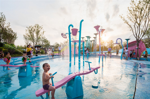 郭鐘秀:用創意設計打造童真世界