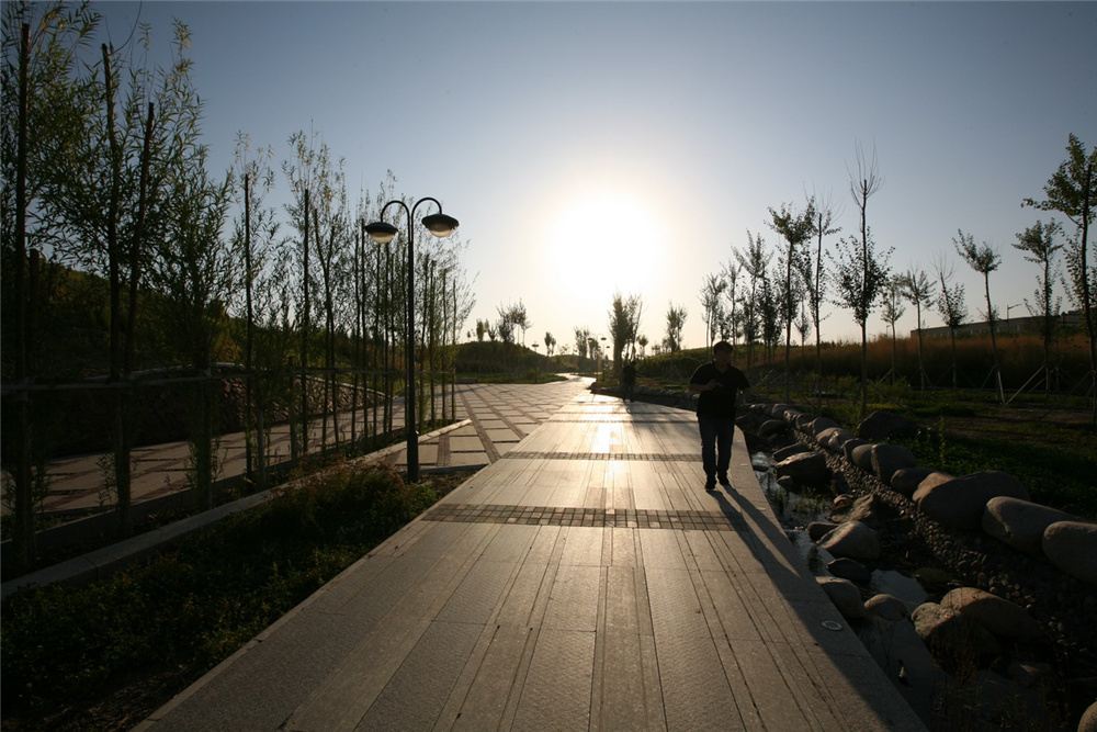 章俊華作品丨差異中的表述——博樂金三角工業區帶狀公園(一期)