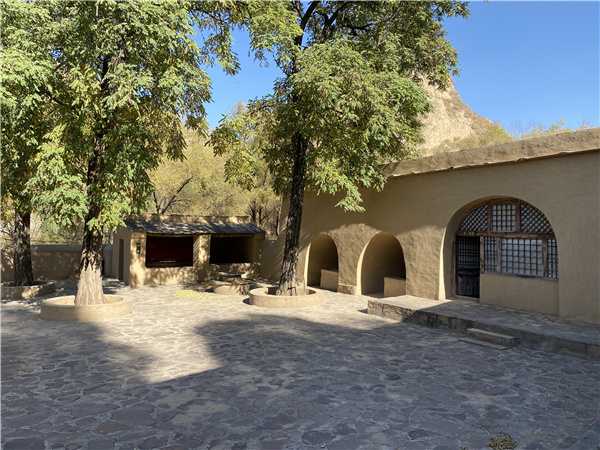 留村毛主席路居地文化園