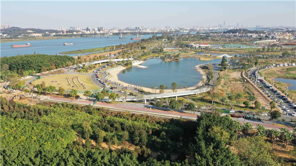 廣東江門市潮連島潮頭中央公園