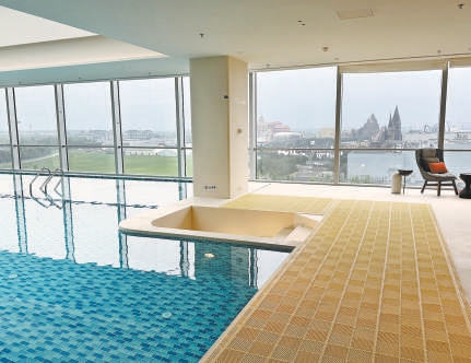 北京:環(huán)球影城旁“不夜城”竣工