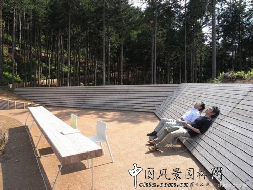 三谷徹作品展示：奧多摩森林浴林道-登計小徑