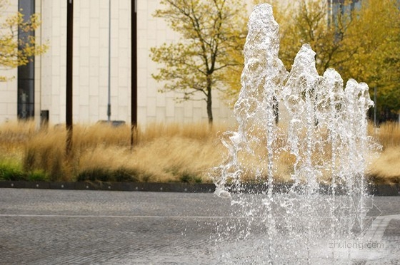 丹麥BRFkredit總部廣場景觀設計