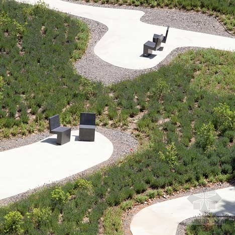 Estudio Caballero Colón設(shè)計的西班牙療養(yǎng)院花園