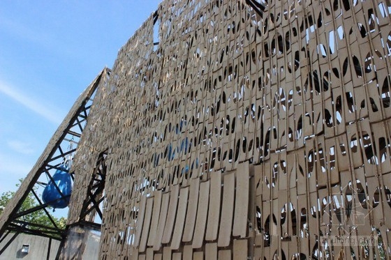 CODA設計的紐約由滑板廢棄材料制成的“派對墻”