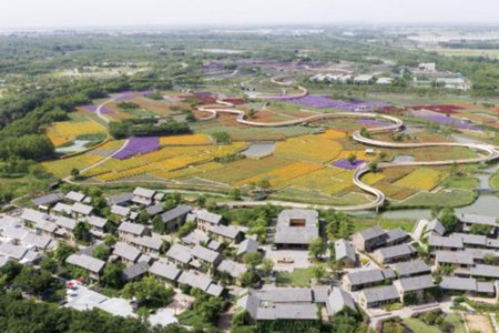 建國(guó)家公園特色小鎮(zhèn)需突破體制困局