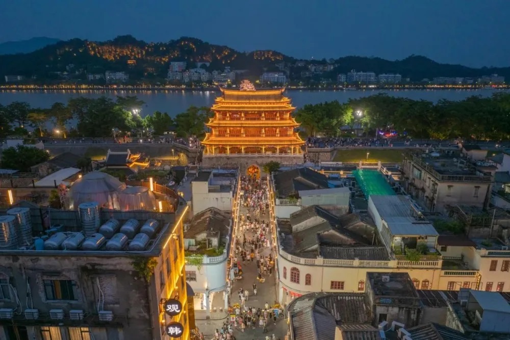 在城市更新中提升旅游吸引力